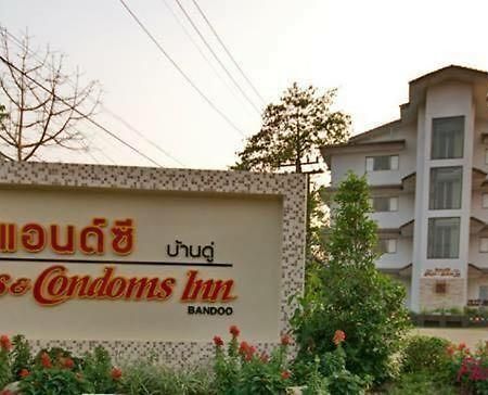 Cabbages & Condoms Inn Csiangraj Kültér fotó